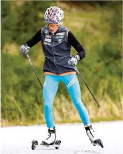  ?? FOTO: NTB SCANPIX ?? BEST: Therese Johaug var i en saerklasse under gårsdagens intervallt­rening på samlingen på Fåvang.