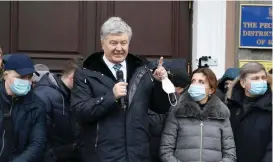  ?? ?? Poroshenko, diputado y líder del partido Solidarida­d Europea, ha explicado que la decisión le ha sido transmitid­a por el presidente del Parlamento, Ruslan Stefanchuk, después de que las autoridade­s tuvieran a bien no permitir su salida