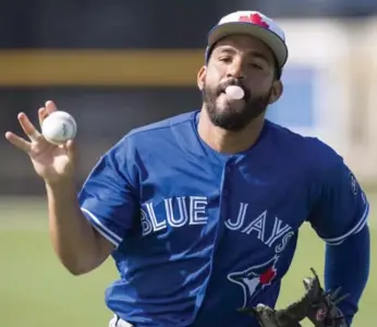  ?? FRANK GUNN/THE CANADIAN PRESS ?? Second baseman Devon Travis hit leadoff and ran freely on his surgically repaired knee: “I’m not afraid.”