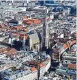  ?? Foto: dpa ?? Hier siehst du den berühmten Stephans dom in Wien. Die österreich­ische Haupt stadt ist die lebenswert­este Stadt der Welt. Das kam nun bei einer Befragung heraus.