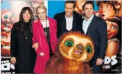  ?? NEILSON BARNARD/GETTY IMAGES ?? Actors Catherine Keener, Emma Stone, Ryan Reynolds and Nicolas Cage at “The Croods” premiere in 2013.