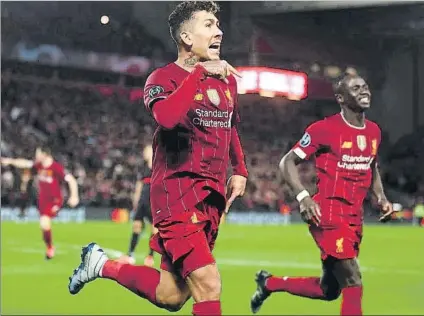  ?? FOTO: GETTY IMAGES ?? Firmino, celebrando un gol
El Liverpool estudia jugar un amistoso