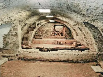  ?? TONI COROMINA. ?? Imagen de la sala románica descubiert­a en los bajos de la catedral de Vic