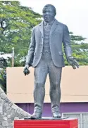  ?? PHOTO BY CARL GILCHRIST ?? Garvey’s statue at the St Ann Parish Library, Lawrence Park, St Ann’s Bay, St Ann.