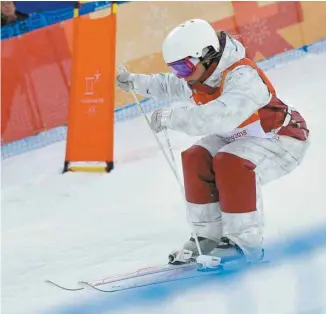  ?? KIN CHEUNG ASSOCIATED PRESS ?? Audrey Robichaud a obtenu sa place en finale de l’épreuve des bosses jeudi soir au parc de neige de Bokwang.