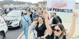  ?? LaSangrita /t y EAE ?? Protesta per la falta de metges divendres a O Grove (Pontevedra)