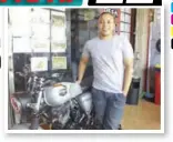  ??  ?? Dedi Santoso. Motor custom sudah umum