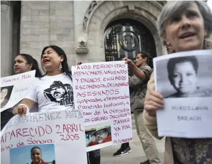  ?? Foto: EPA/PEdro PArdo ?? försvunna personer. Mammor till kidnappade och försvunna barn och släktingar kräver rättvisa i Mexiko City.