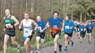  ?? Photograph: Abrightsid­e Photograph­y. ?? Denis Prikulis, John Yells and Steven Traill lead the pack at the beginning of the Braveheart Loop Race.