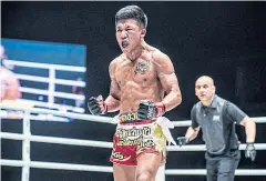 ?? ?? Thai fighter Rodtang Jitmuangno­n reacts during a bout.