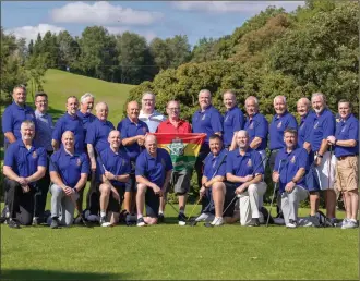  ?? ?? Players at the Inniskilli­ng Dragoons golf day at Enniskille­n Golf Club.