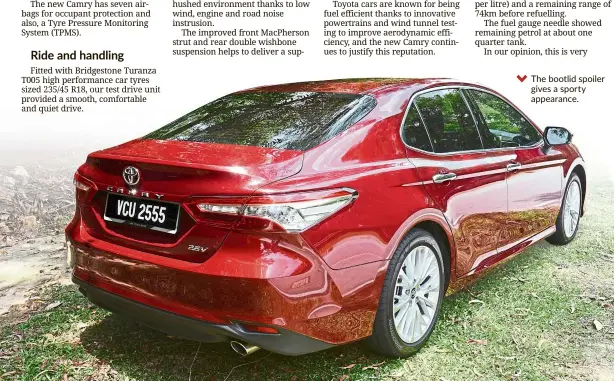  ??  ?? The bootlid spoiler gives a sporty appearance.