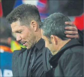  ?? FOTO: EFE ?? Empate y todos contentos El Atlético de Simeone y el Barça de Valverde jugaron un partido muy cauto