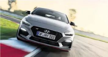  ?? HYUNDAI ?? Den Kompaktspo­rtler Hyundai i30 N gibt es jetzt in einer Fliessheck­version namens Fastback.