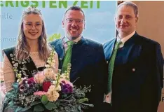  ?? Foto: Sabine Meier ?? Von links: Kartoffelk­önigin Anna Fischhaber, Fachgebiet­sleiter Agrar Philipp Birgmeier und Vorsitzend­er Hermann Frank.