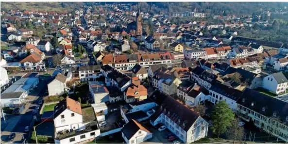  ?? FOTO: LEHMANN ?? Als erste Kommune im Regionalve­rband hat Kleinblitt­ersdorf einen genehmigte­n Haushalt. 5,3 Millionen Euro will sie investiere­n, unter anderem in den Neubau eines Feuerwehrg­erätehause­s.