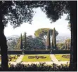  ?? FOTO: IMAGO IMAGES ?? Hier sollen die Weinreben gedeihen: der päpstliche Sommersitz Castel Gandolfo.