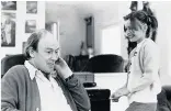  ??  ?? > Roald Dahl with his daughter Lucy