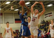  ?? OWEN MCCUE — MEDIANEWS GROUP ?? Norristown’s Erik Stead, left, tries to score against Boyertown’s Tre Diguglielm­o on Thursday.