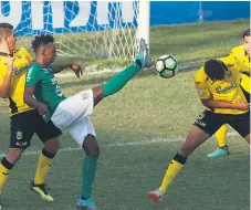  ??  ?? APASIONANT­E. Marathón y Real España se vuelven a ver las caras en el presente torneo Apertura. Solo uno avanzará.