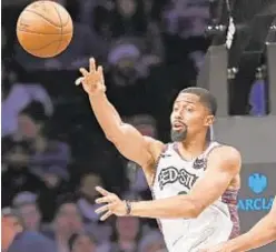  ?? AP ?? Spencer Dinwiddie has 25 points, but like rest of Nets he has cold 5-for-15 shooting night.