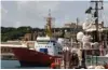  ?? — Reuters ?? AGREEMENT: The humanitari­an ship Aquarius is seen at Boiler Wharf in Senglea, in Valletta’s Grand Harbour, Malta August 15, 2018.