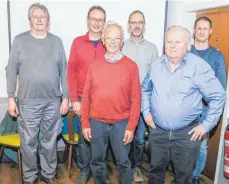  ?? FOTO: OLAF RUTSCHEK ?? Neue Vorstandsc­haft von links nach rechts: Helmut Rupp, Manfred Wolf, Siegfried Weber, Markus Dropmann, Wunibald Kieber, Timo Riedel