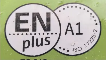  ?? ?? EN plus A1 ist die Güteklasse mit den höchsten Anforderun­gen an die Qualität der Holzpellet­s.