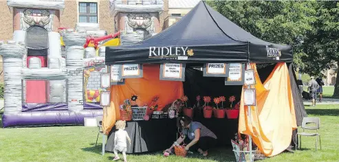  ?? RIDLEY COLLEGE PHOTOGRAPH ?? The annual spring Tigerfest at Ridley College offers parents unique volunteeri­ng opportunit­ies.