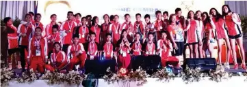  ?? (Contribute­d photo) ?? DECENT SHOWING. Medalist of the NMRAA team pose with their medals during the awards night in Vigan, Palaro.