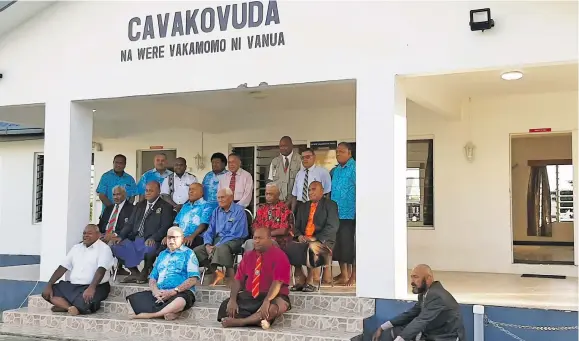  ?? Photo: Salote Qalubau ?? Members of the Ba Provincial Council,Ba Provincial Holdings Company Limited and Bose Ni Momo in Viseisei village,Vuda in Lautoka on July 30, 2020.