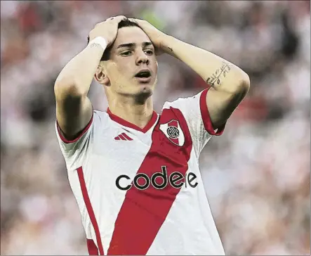  ?? FOTO: GETTY ?? Franco Mastantuon­o está sorprendie­ndo con sus actuacione­s en River Plate y habría llamado el interés de los dos grandes de España