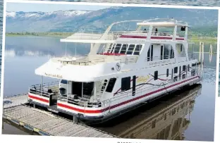  ?? Darren Robinson/for Sh
uswap Tourism. ?? Houseboats cruise along at 6 km/
h, but who’s in a hurry anyhow?