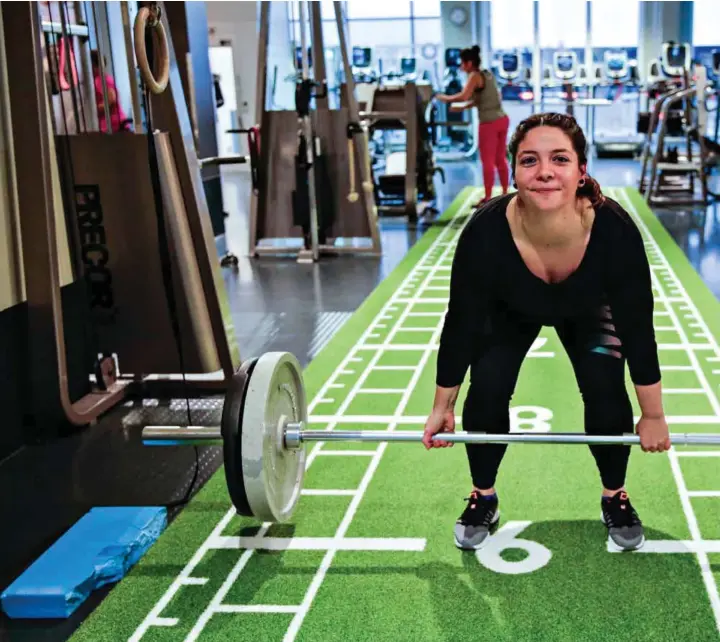  ??  ?? SPREK: Gabriela Elisa Saehle har gått ned 28 kg siden hun la om livsstilen for to år siden. Her er hun på Evo Nesttun.