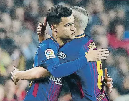  ?? ALBERT GEA / REUTERS ?? Philippe Coutinho, en el momento de su debut en el Camp Nou como sustituto de Andrés Iniesta