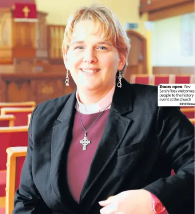  ??  ?? Doors open Rev Sarah Ross welcomes people to the history event at the church
031013ross_3