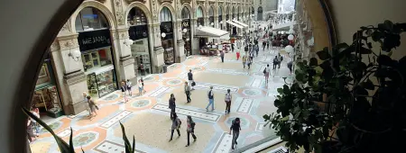  ??  ?? Salotto Il bando di gara per assegnare lo spazio dell’Urban Center in Galleria Vittorio Emanuele II scadrà il 27 novembre