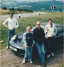  ??  ?? From right to left: Simon; 911 & Porsche World’s then editor, Chris Horton; Simon’s brother, Tim; and finally their stepdad, Martyn. Simon now has a 996 Turbo of his own