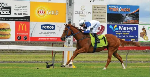  ?? Photo: GLEN McCULLOUGH ?? GOOD RESULT: Toowoomba four-year-old Spurcraft continued on his winning way at Doomben on the weekend.