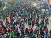  ?? — AFP ?? Members of the BDCyclists group participat­e in a bicycle rally to mark the Independen­ce Day in Dhaka on Sunday.