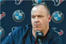  ?? Yi-Chin Lee / Staff photograph­er ?? Hours after blowing a 24-0 lead against the Chiefs in the playoffs, Bill O’Brien and the Texans became the second-biggest story of the day in Houston. It was that kind of year in 2020.