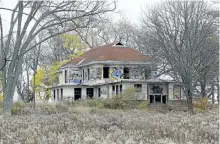  ?? MICHAEL PEAKE/POSTMEDIA NETWORK FILES ?? The remains of one of the buildings at Camp 30, a German Second World War prisoner of war camp on the outskirts of Bowmanvill­e, is seen in 2014.