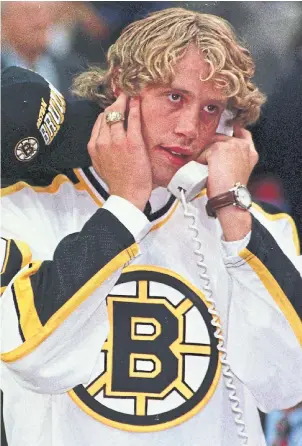  ?? RYAN REMIORZ THE CANADIAN PRESS FILE PHOTO ?? Drafted first overall by the Bruins in 1997, Joe Thornton joins the Maple Leafs with high hopes of a Stanley Cup ring at last: “This is a really, really good team.”