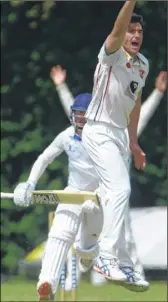 ?? Picture: Gary Browne FM4772383 ?? Kent 2nds’ bowler Grant Stewart appeals against Sussex