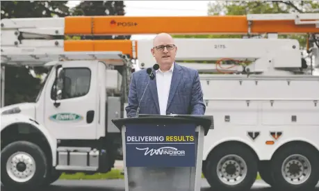  ?? DAN JANISSE ?? Windsor Mayor Drew Dilkens said at a news conference Friday that Phase 4 of the reconstruc­tion of Cabana Road West is an important upgrade to the city's transporta­tion and cycling infrastruc­ture as it works toward building a new hospital.