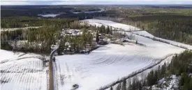  ?? FOTO: TIMO KARI ?? Om bostadsbyg­gandet i Hista ska bli verklighet i framtiden krävs det också att den nya järnvägen till Åbo byggs.