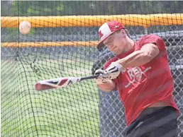  ?? MICHAEL SEARS / MILWAUKEE JOURNAL SENTINEL ?? Arrowhead's Jeff Holtz, an Indiana recruit, will start his third season at catcher. Holtz hit . 452 last year.