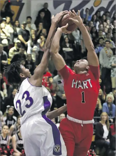  ??  ?? Signal file
photo
Both Valencia and Hart are heading to this season’s playoffs. Valencia will play Oxnard in first round, while Hart host Notre Dame.