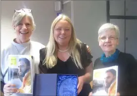  ??  ?? Trish Robinson, Lorraine Smyth and Cliona O’Farrelly collecting the award.