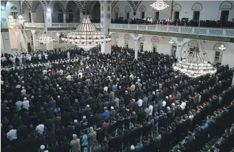  ?? Фото с сайта www.islamdag.ru ?? В мусульманс­ком сообществе Северного Кавказа и так тесно, вряд ли там найдется место для еще одного муфтията.